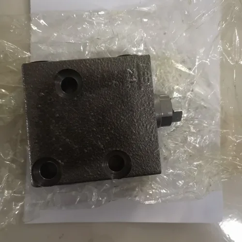 Komatsu PC200 Pilot Pressure Reducing Valve / Self Pressure Reducing Valve Assembly for Excavator723-40-71900