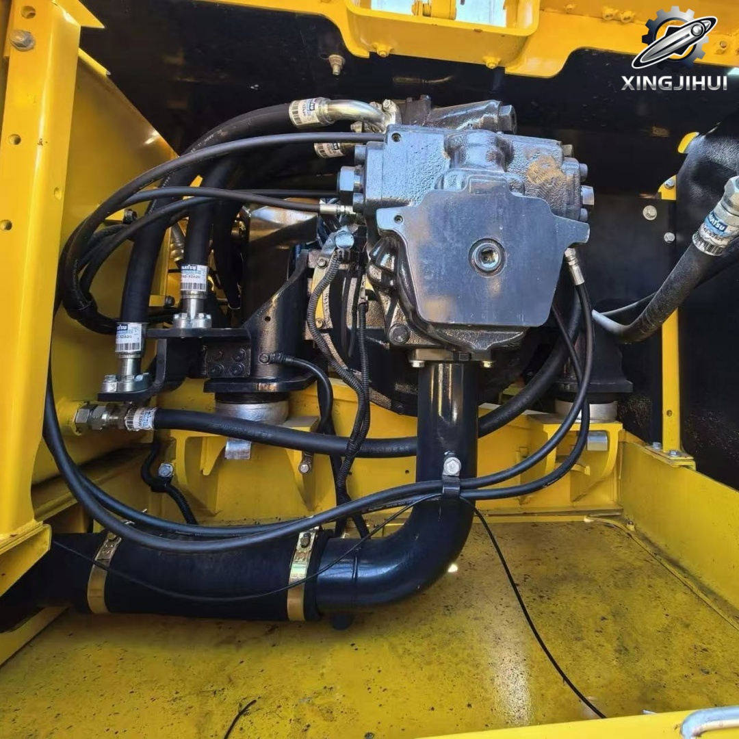 Used Komatsu360 Crawler Excavator