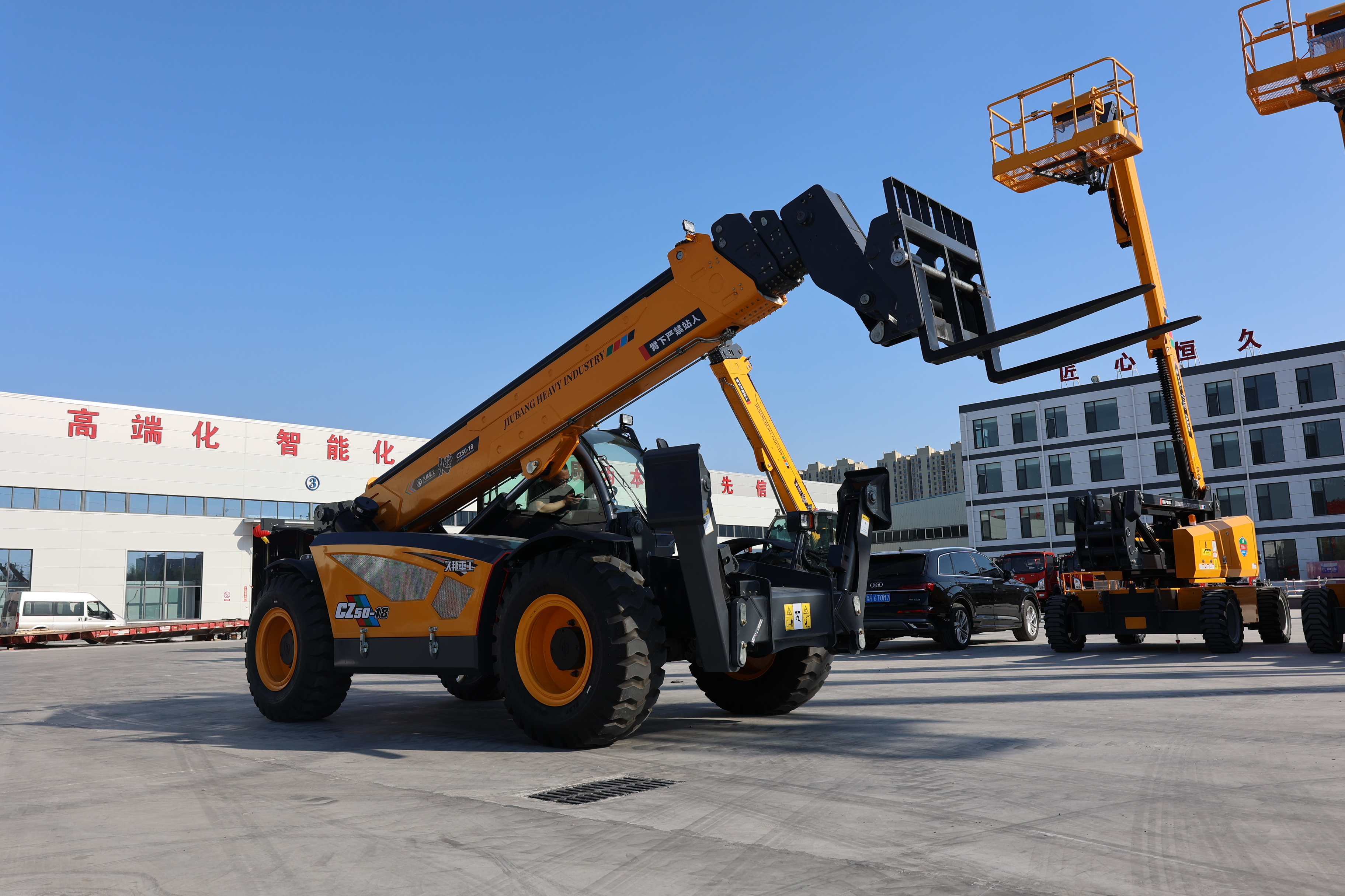 CZ50‑18 Telescopic Handler – 5000kg Load | 17.4m Lift Height | 13.3m Reach | 34km/h