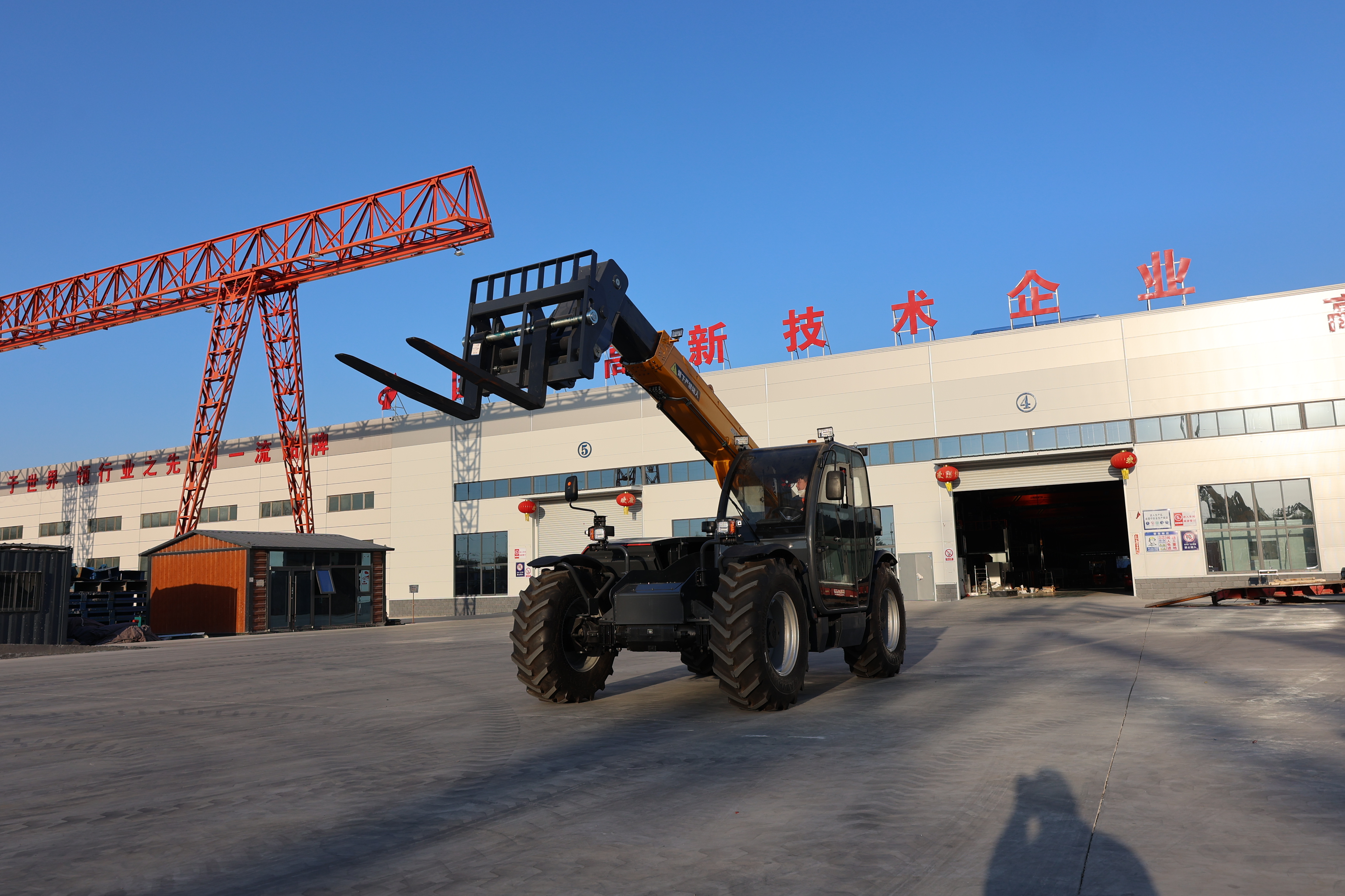Telescopic Handler – 3500kg Load | 7.05m Lift Height | 31.5km/h | 3 Steering Modes