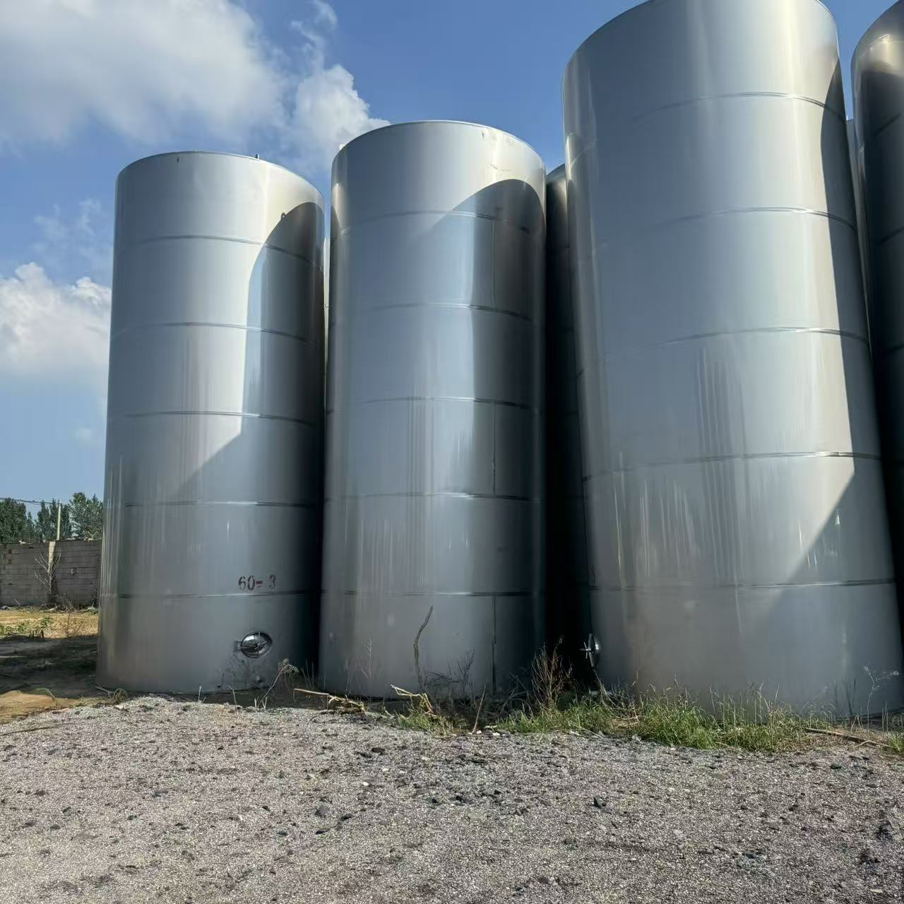 Stainless Steel Storage Tank, Vertical/Horizontal Custom, Food-grade Chemical Liquid Mixing & Reaction Tank