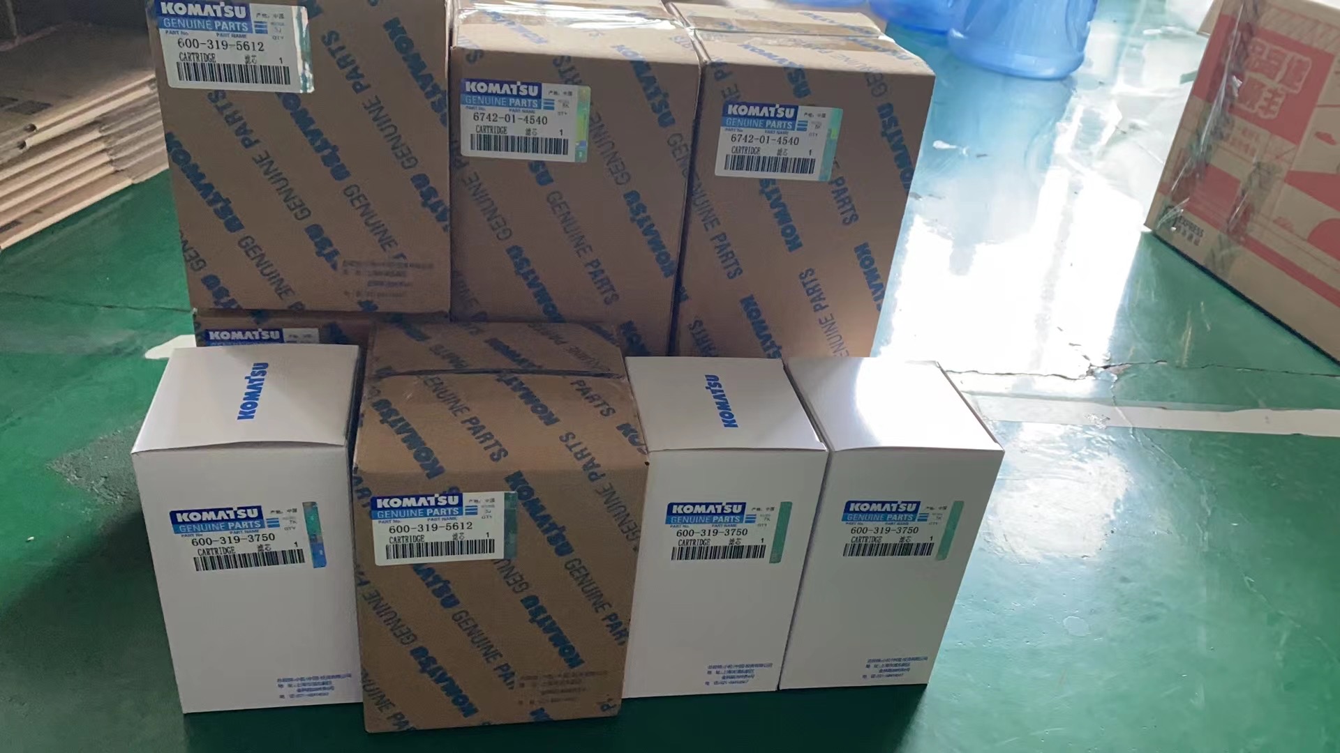 Genuine Komatsu Fuel Filter 600-319-3750 Original Diesel Filter for Komatsu Construction Machinery Spare Parts