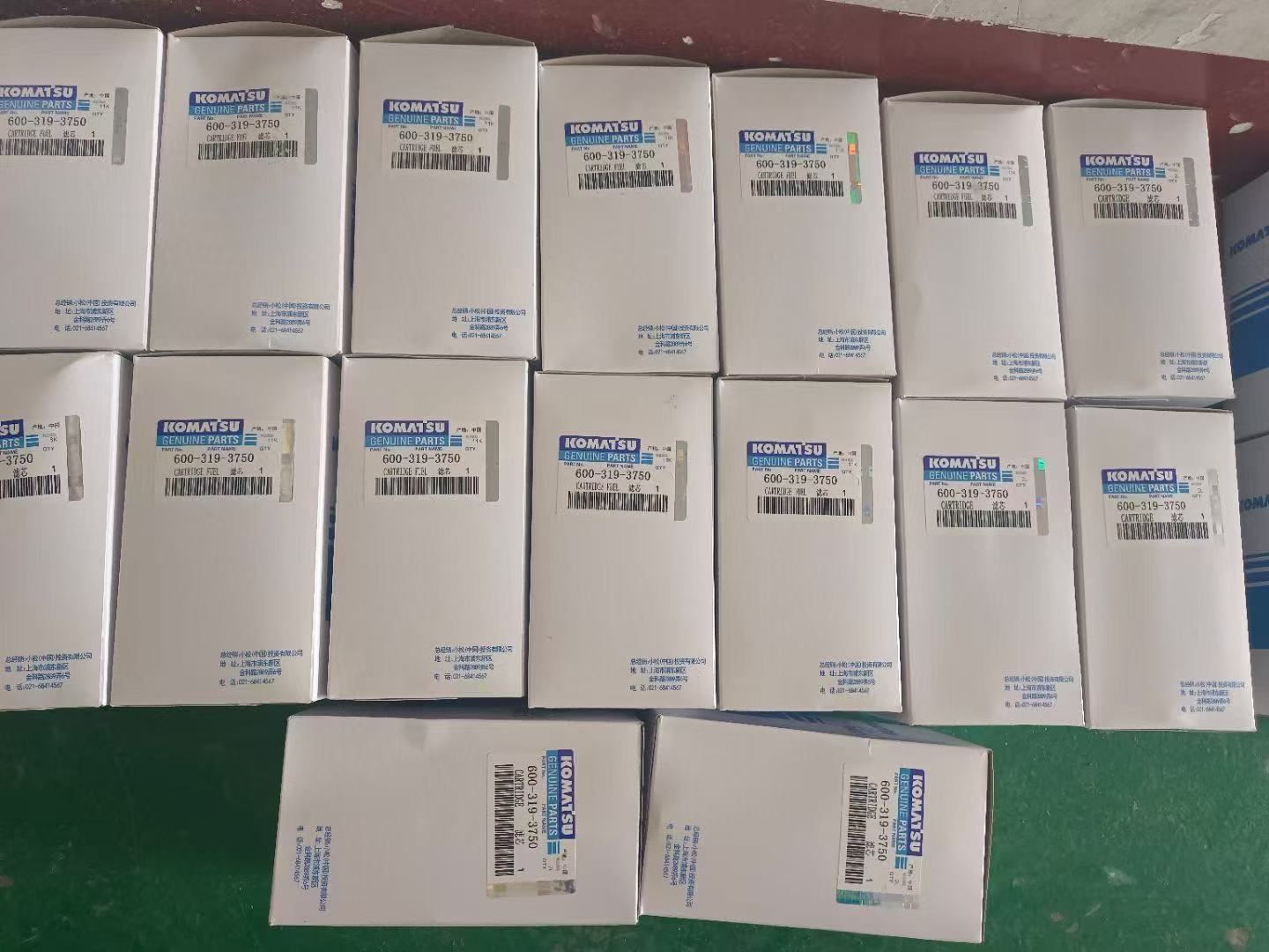 Genuine Komatsu Fuel Filter 600-319-3750 Original Diesel Filter for Komatsu Construction Machinery Spare Parts