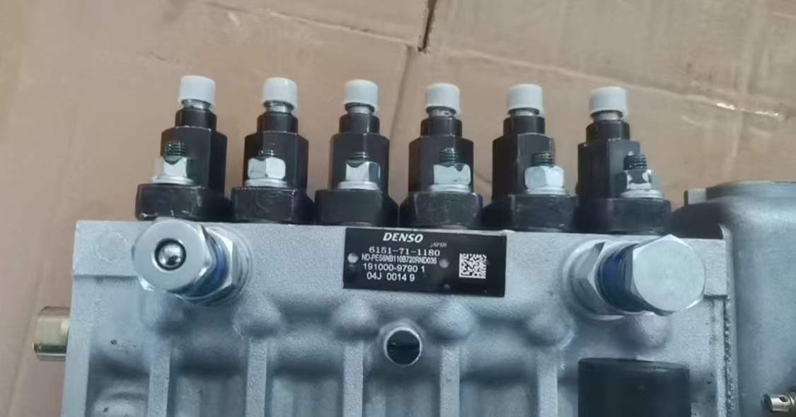 Fuel Injection Pump 6151‑71‑1180 for Komatsu Bulldozer Engine D65EX‑12
