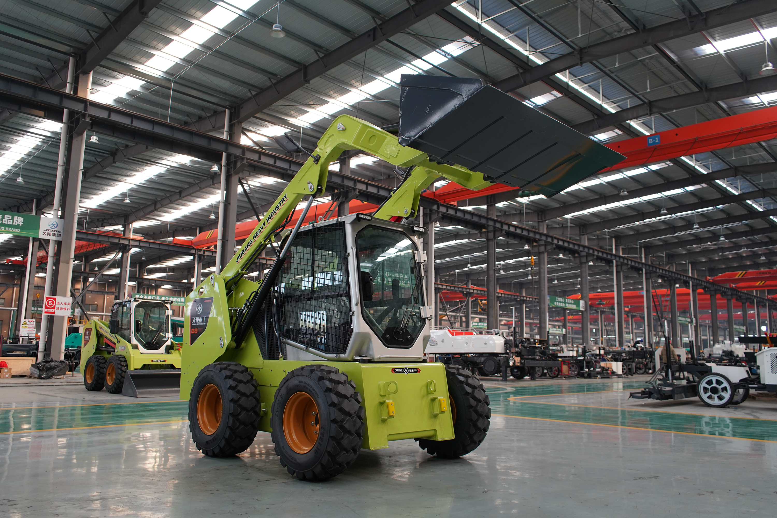 【2-Speed + High Dump】B800 Skid Steer Loader – Yanmar 61.3kW Engine | 11.6/23.1km/h Two-Speed | 2569mm Dump Height | High Breakout Force
