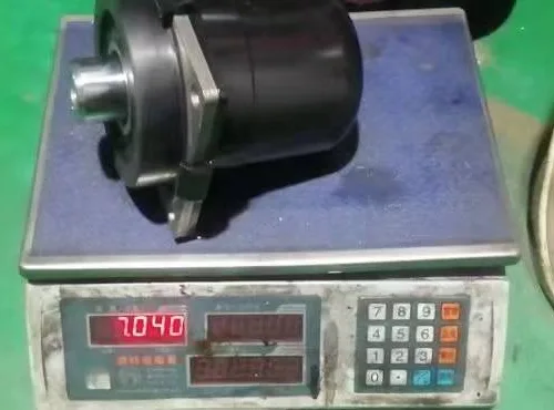 小松推土机减震器零件号：17A-54-46130、14X-54-56191