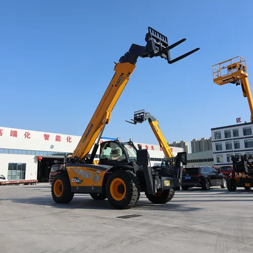 CZ50-18伸缩臂叉装车 – 额定载荷5000公斤 | 提升高度17.4米 | 最大作业半径13.3米 | 运行速度34公里/小时