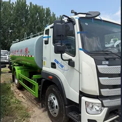城市环卫绿水喷洒车