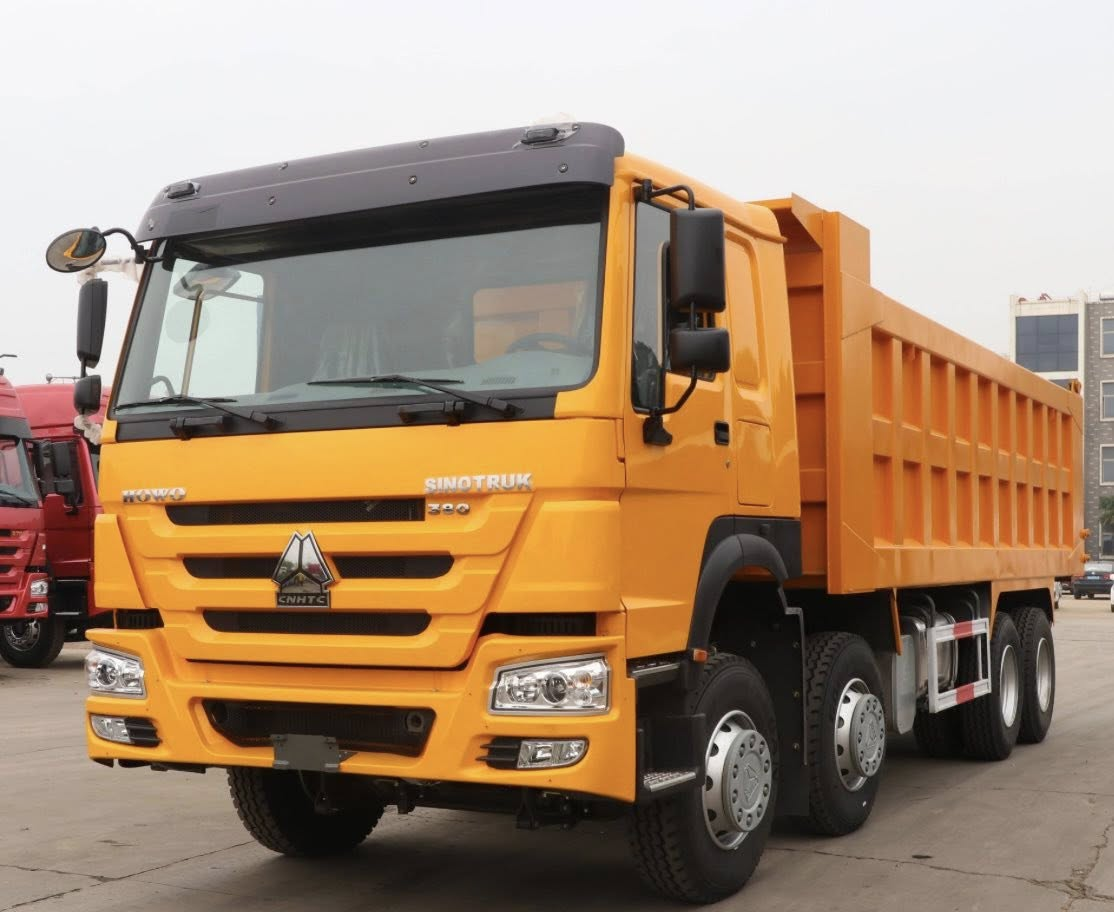 Export-version Howo 8×4 Dump Truck with Reinforced Body, Ideal for African Earthwork/Sand & Gravel/Mining