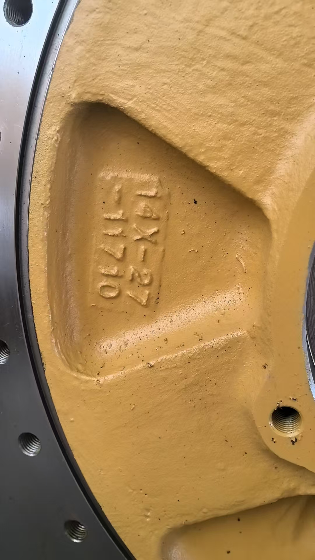 14X-27-31710 Wheel Hub for Komatsu Bulldozers, Heavy-duty Undercarriage Component