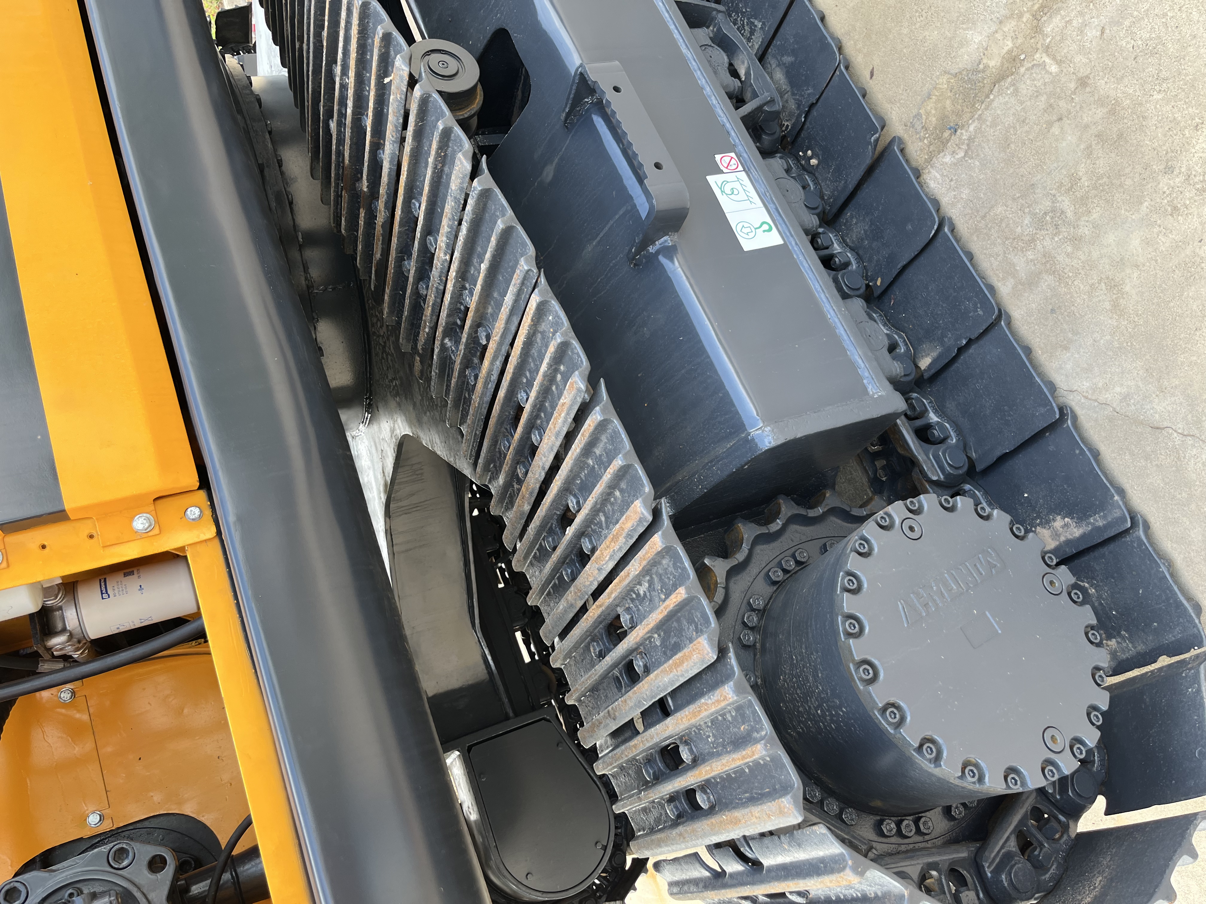 Hyundai Heavy Industries 22-Ton Class Crawler Excavator