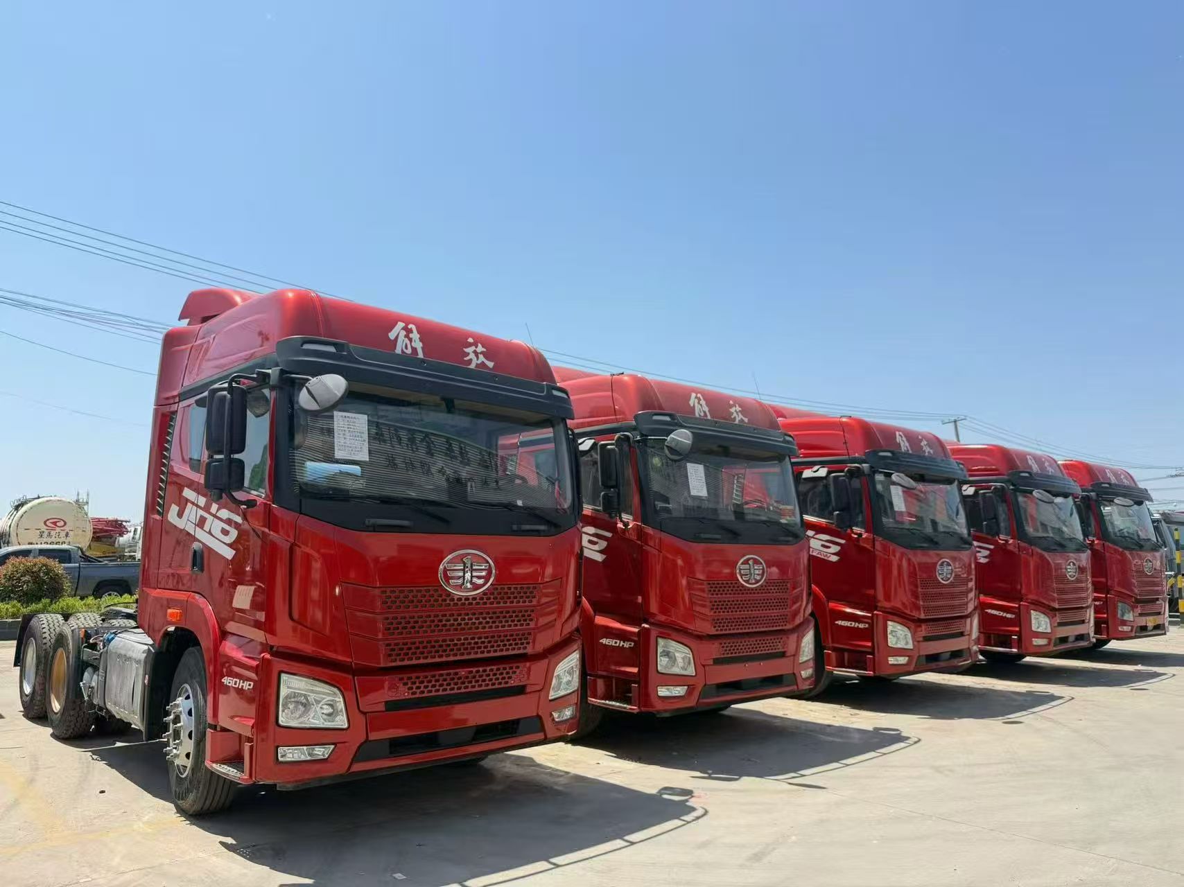 2022 FAW JH6 Tractor Truck Euro VI Weichai 12L 460HP Genuine Mileage Used Truck New Tires