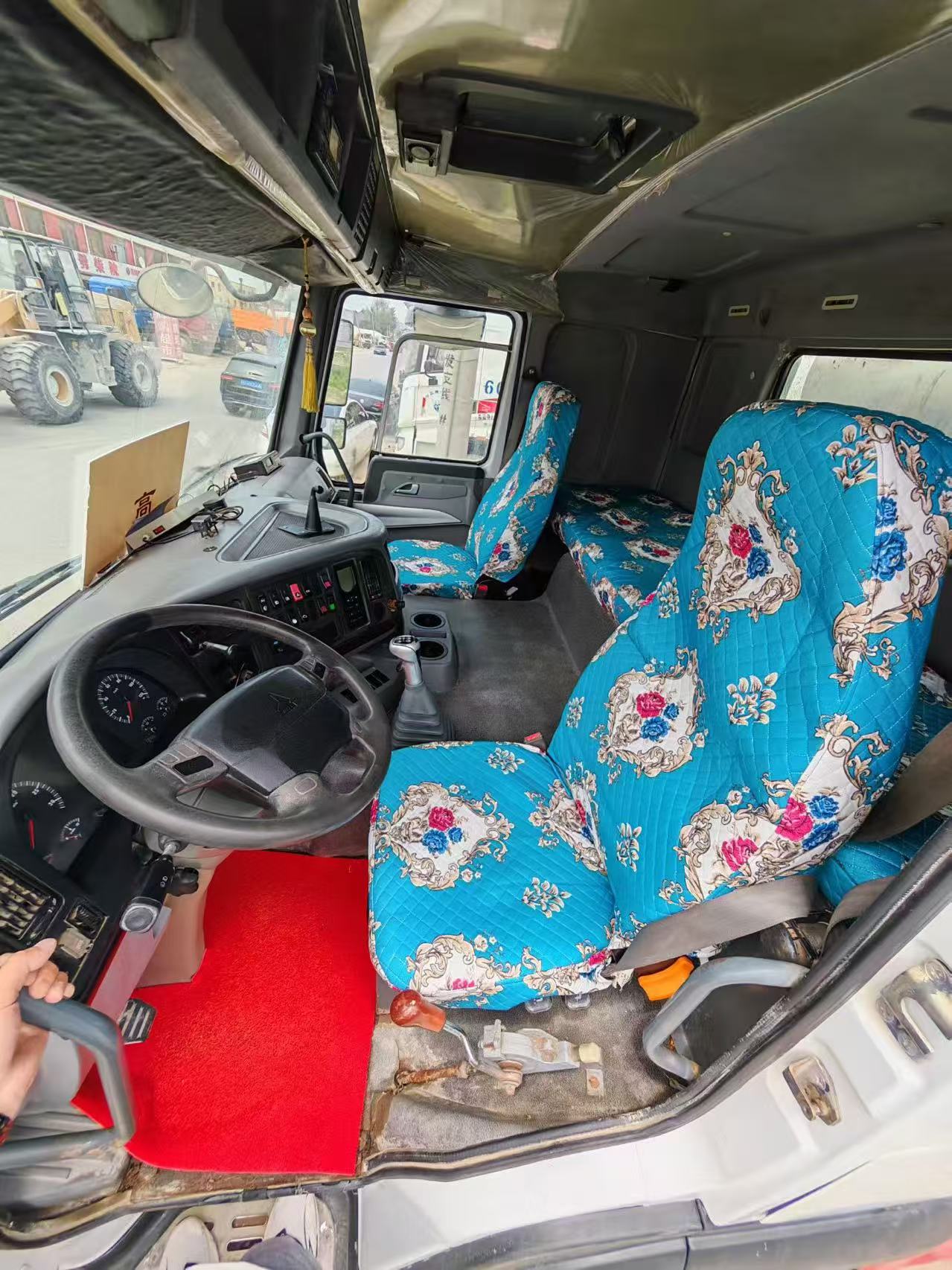 2019 HOWO Tanghong 14m³ Concrete Mixer Truck 6×4 Cement Mixer Truck Construction Transport Vehicle