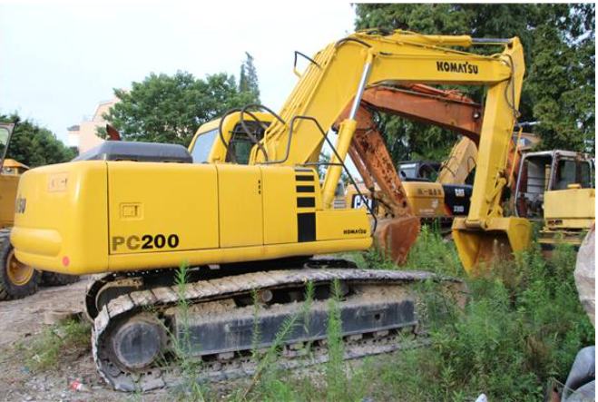 KOMATSU PC200-6