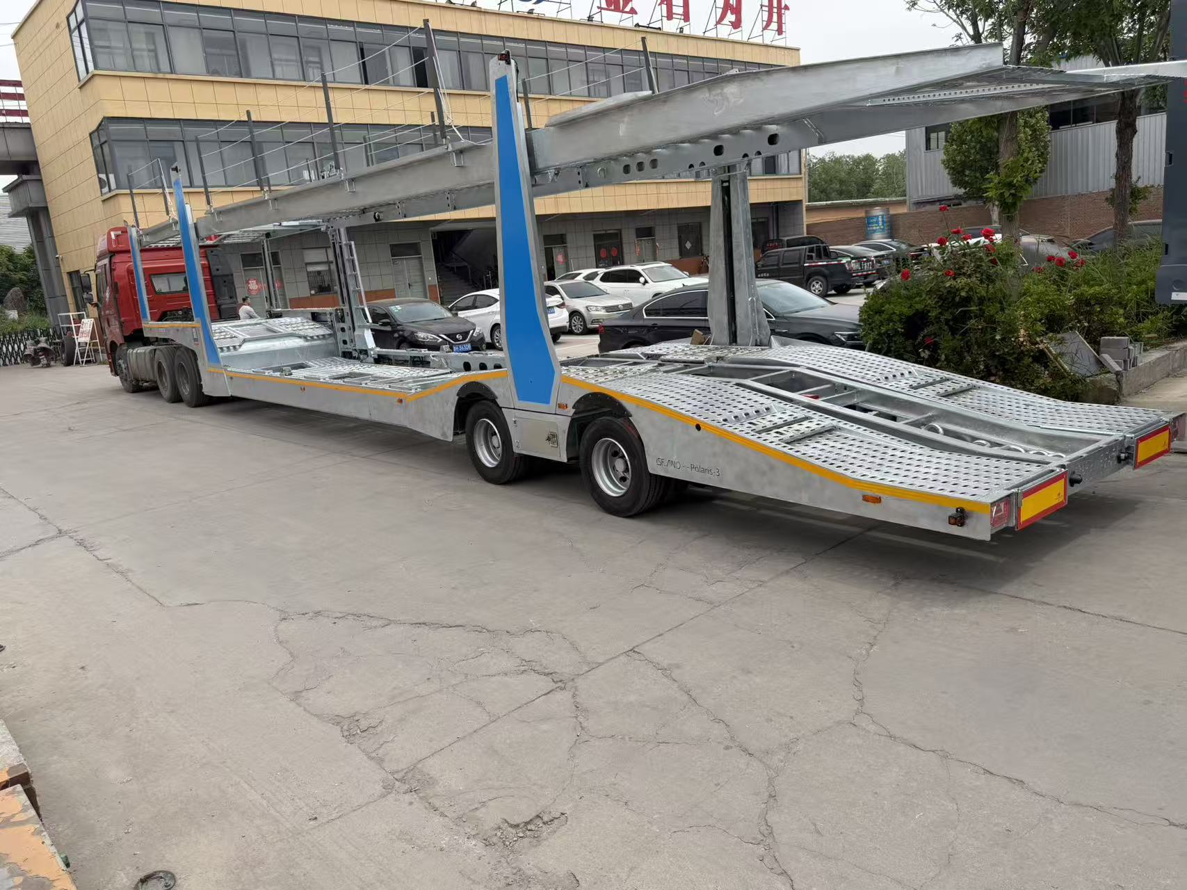 Double-Deck Car Carrier Semi-Trailer, Galvanized Auto Transport Trailer for Export