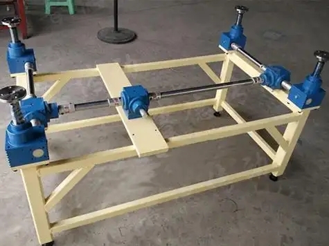 Multi-unit linked elevator