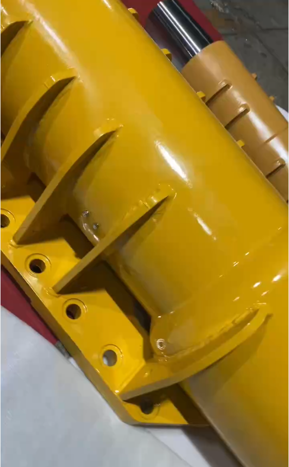 Suspension Cylinder Assembly 311‑7785 for Caterpillar 785B / 785C / 785D Mining Truck