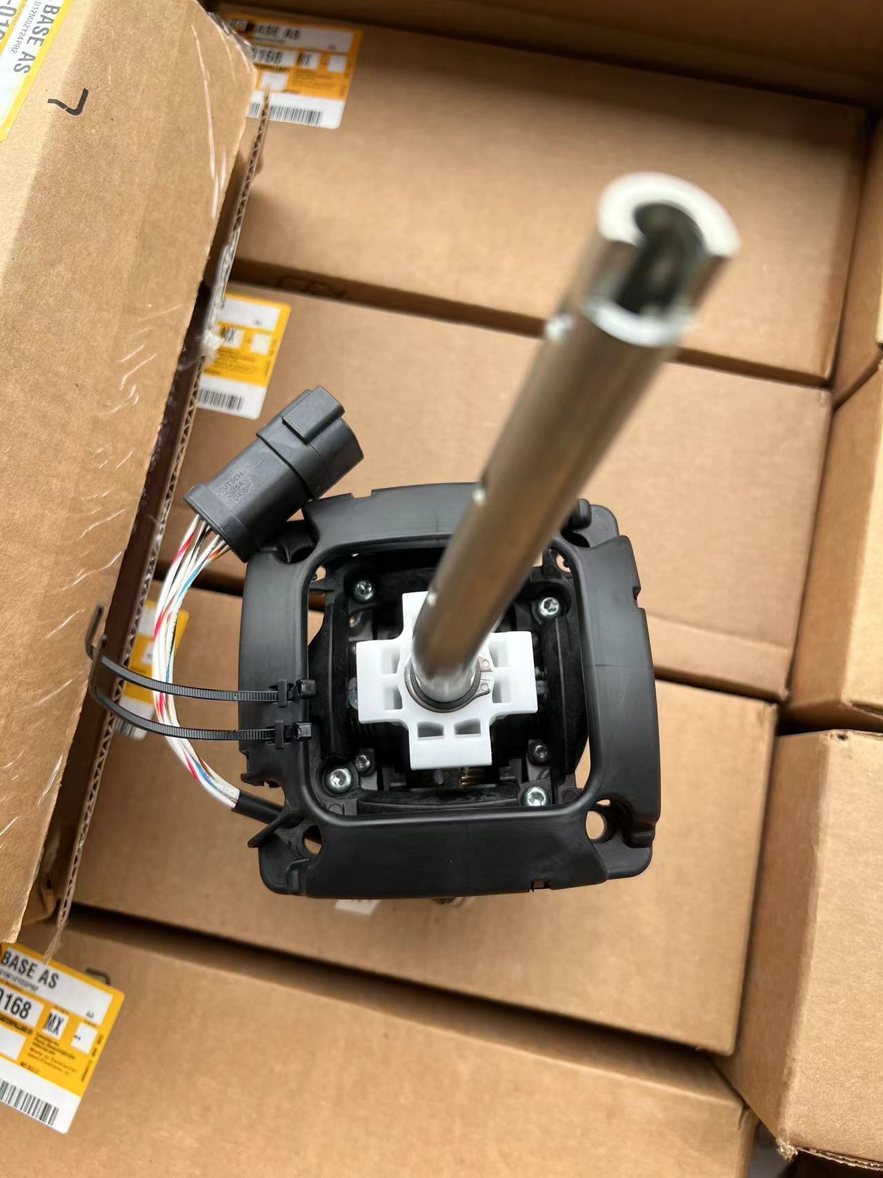 CAT 299D, 272D Excavator Control Joystick Base Assembly Part Numbers: 456‑0166, 456‑0168