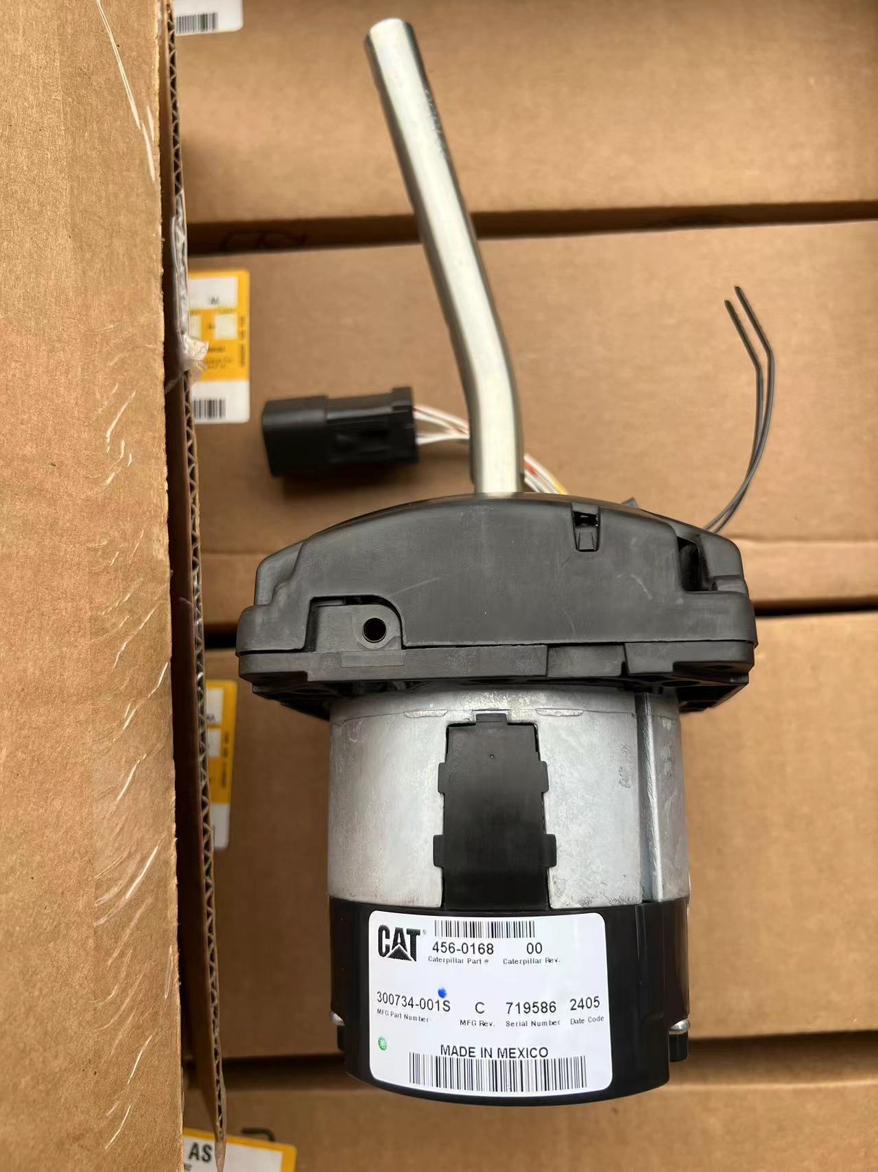 CAT 299D, 272D Excavator Control Joystick Base Assembly Part Numbers: 456‑0166, 456‑0168