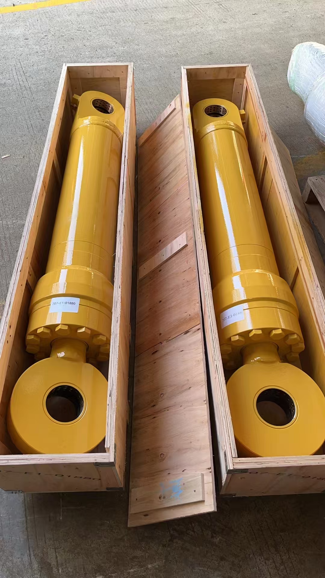 Large Hydraulic Cylinders for Komatsu PC2000‑8 707‑E1‑01830 Boom Cylinder 707‑E1‑01850 Arm Cylinder 707‑E1‑01870 Bucket Cylinde