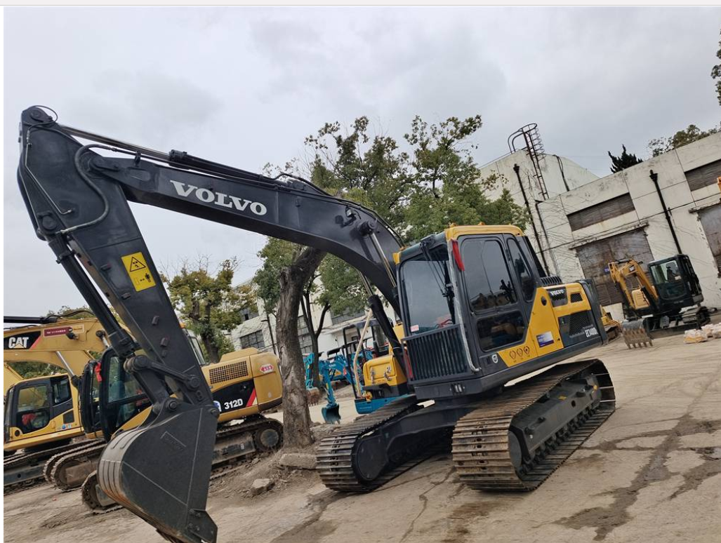 VOLVO EC 140 BLC