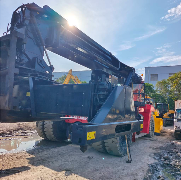Kalmar DRT450