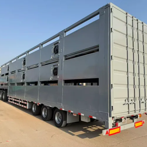 3-Tier Enclosed Livestock Transport Semi-Trailer with Ventilation Cooling for Cattle, Sheep, Pigs