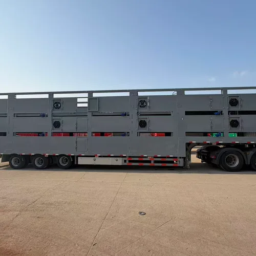 3-Tier Enclosed Livestock Transport Semi-Trailer with Ventilation Cooling for Cattle, Sheep, Pigs