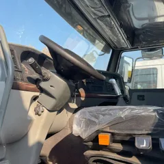 Cross-border Supply Sinotruk Howo NX 6×4 Tractor Unit, 371/375HP, For Long-haul Logistics