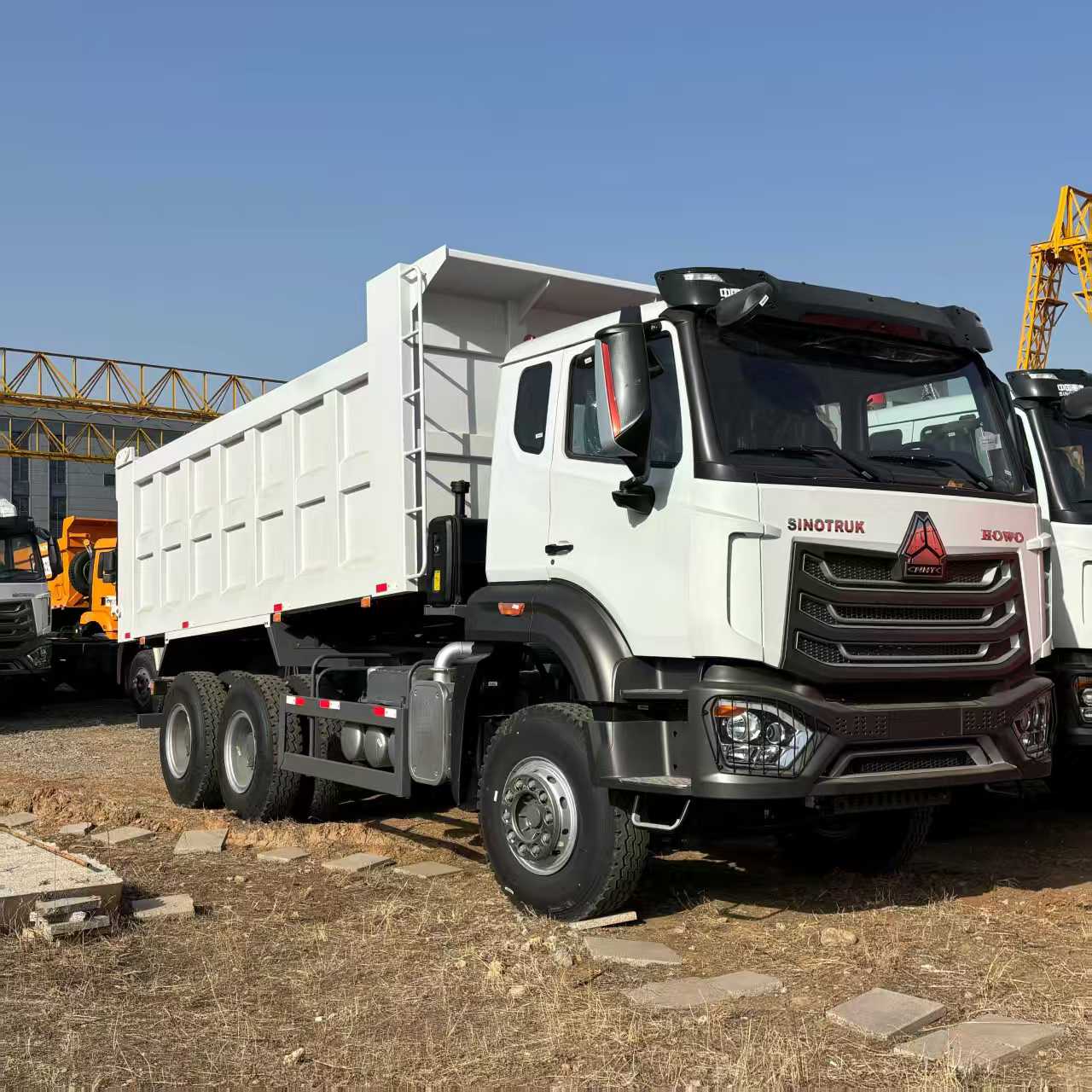 中国重汽豪沃自卸车