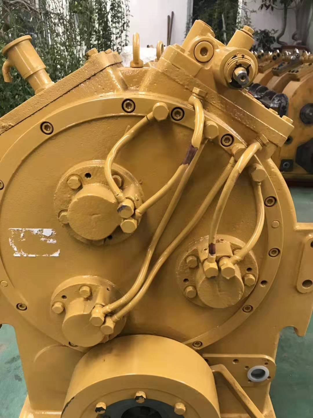 SEM 656D、650、50F 通用变速箱总成及轮式装载机备件