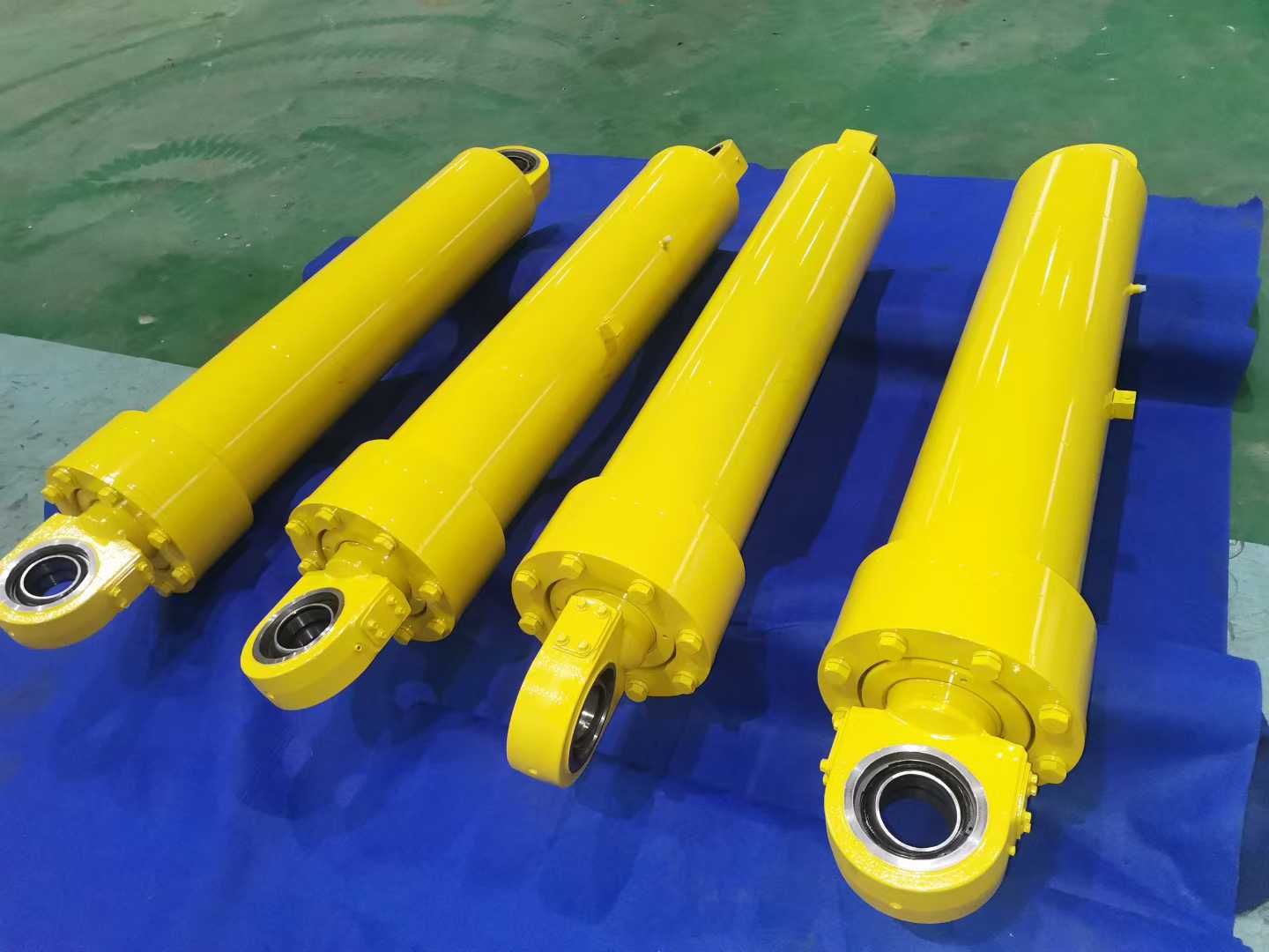 Komatsu HD785 Cylinder 707‑09‑00102, Mining Truck Hydraulic Parts