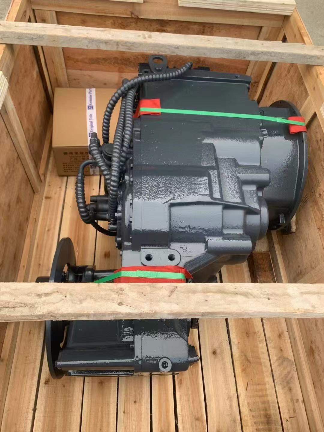 ZF 4WG260 变速箱总成 工程机械配件