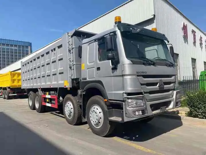 Chinese Haowo 8X4 refurbished and remanufactured dump truck