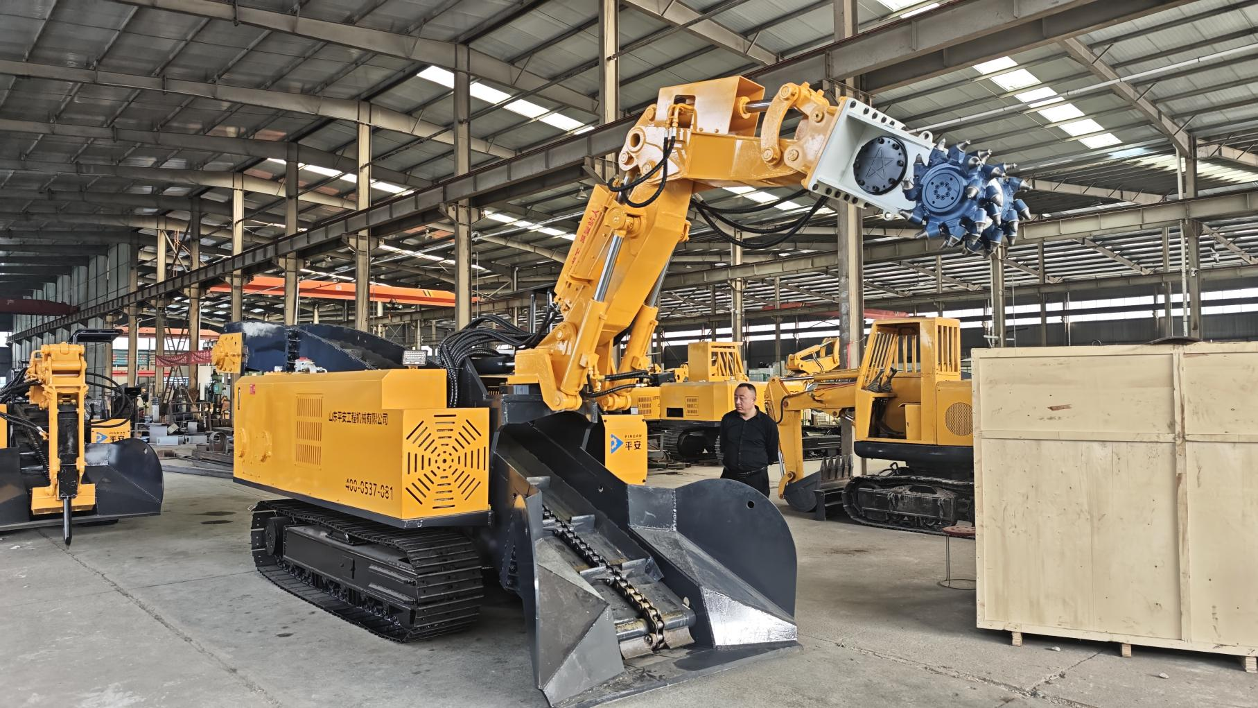 5KW Dual Motor Driven Milling Excavator, 0-50MPa Rock Adaptable, High Efficiency Demolition Equipment