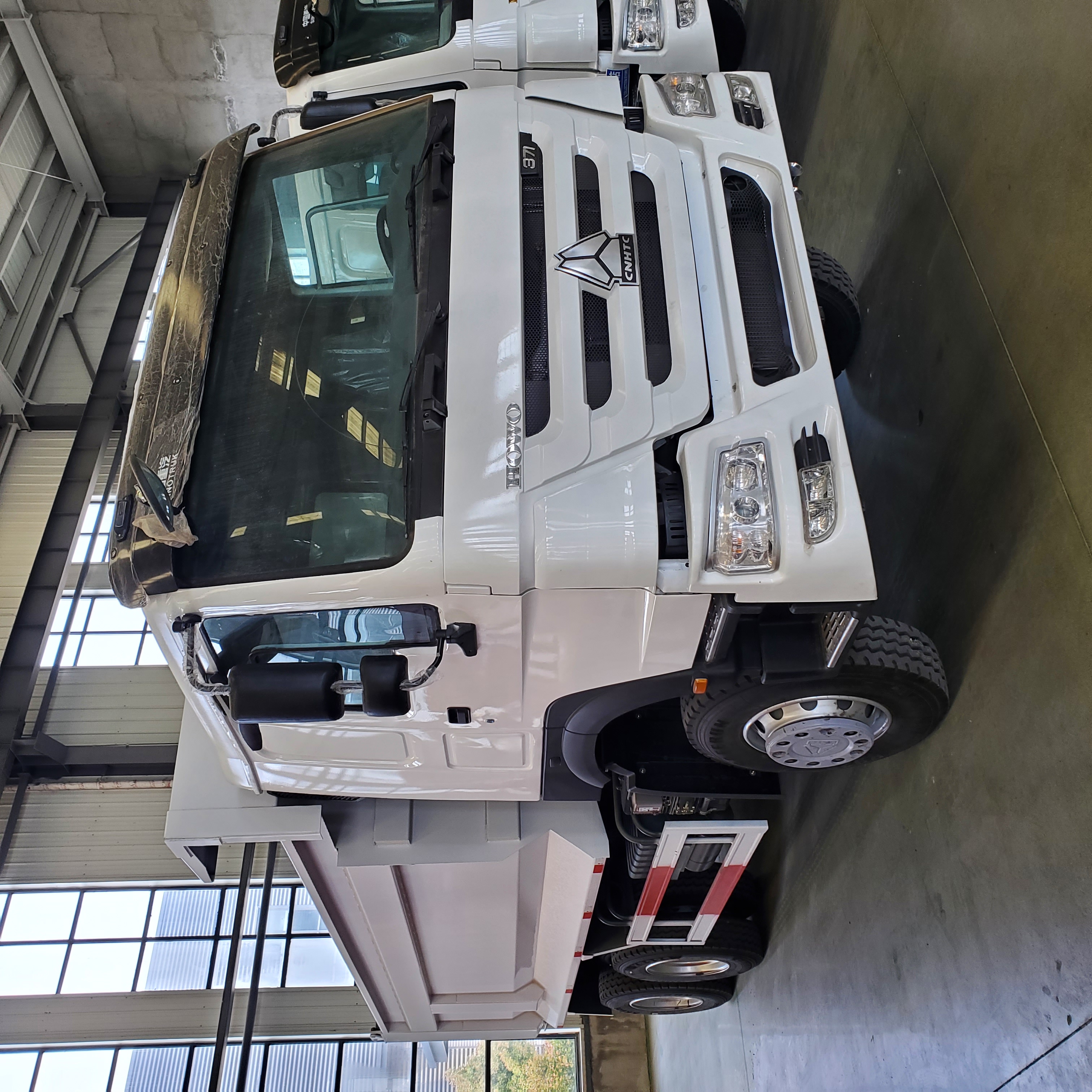 6X4 dump truck
