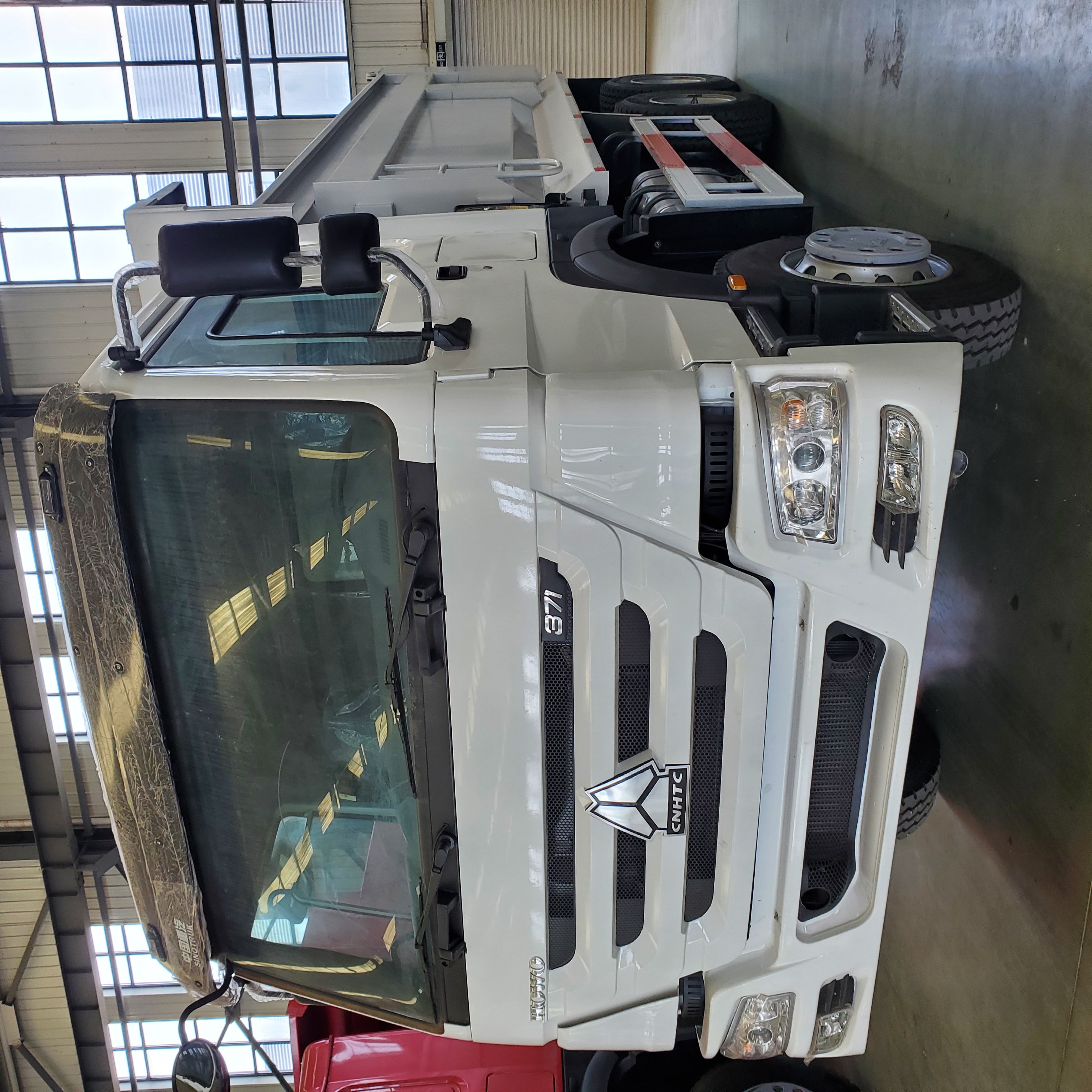 6X4 dump truck