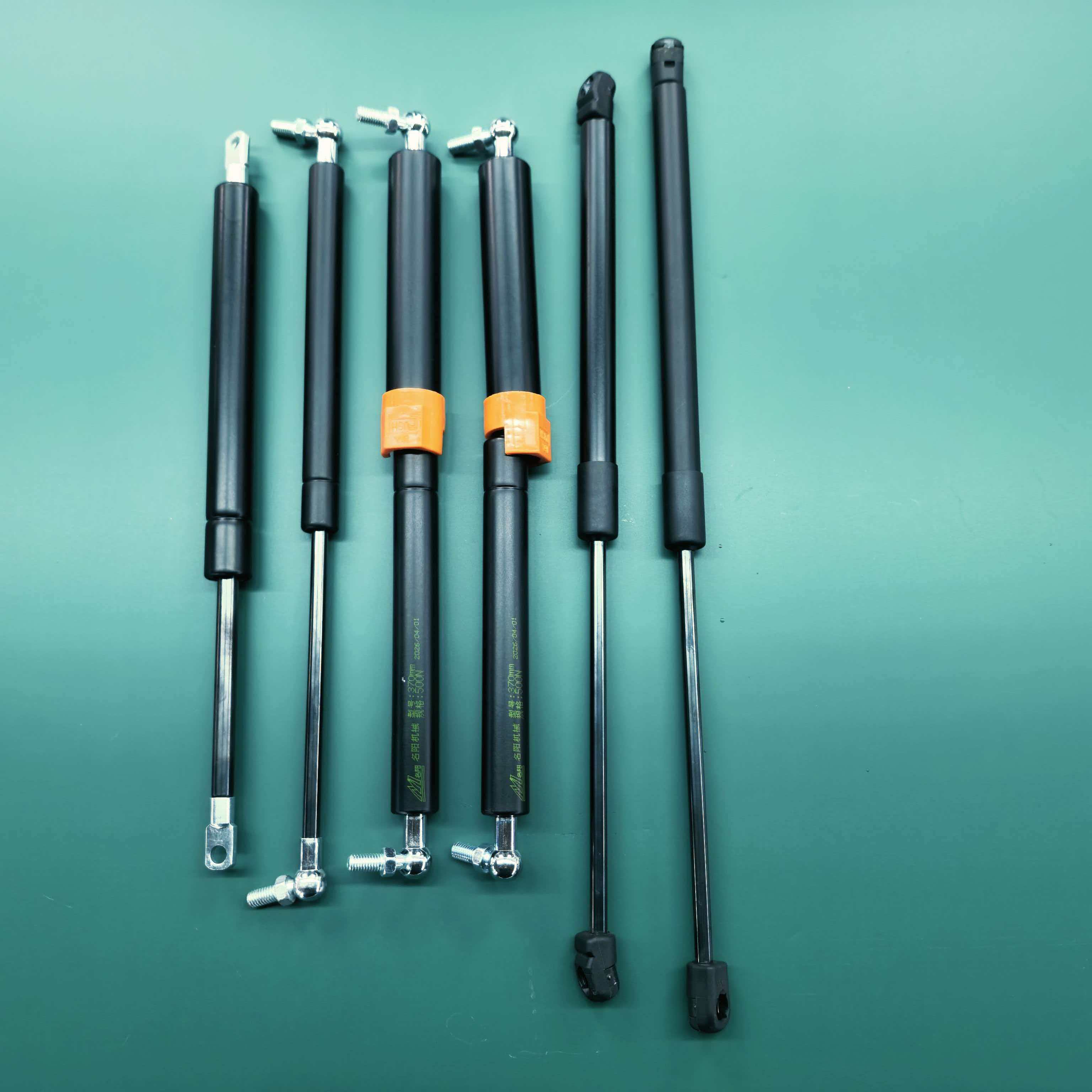 Gas spring for construction machinery