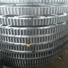 柳工920D挖掘机回转支承底盘件，全套挖掘机备件