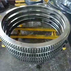 现代R305LC-7挖掘机回转轴承总成81N8-00022，底盘及整机配件