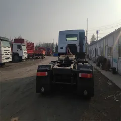 中国重汽豪沃375马力牵引车，欧2排放标准，6×4，重型卡车头