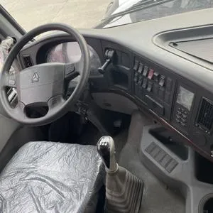 China Howo 6×4 Dump Truck, Refurbished and Remanufactured for Export to Africa