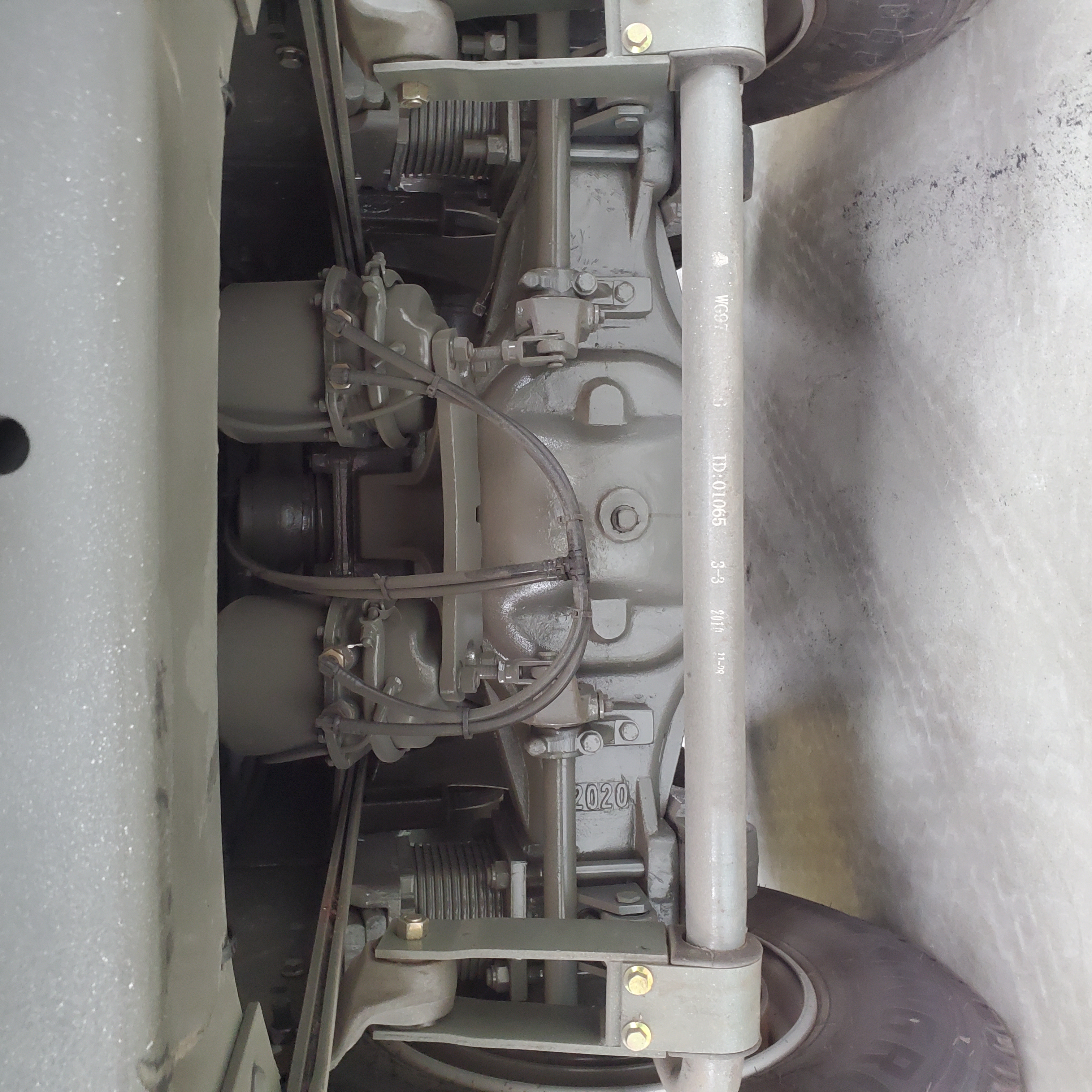 中国重汽豪沃8x4自卸车/翻斗车，可选功率371-430马力