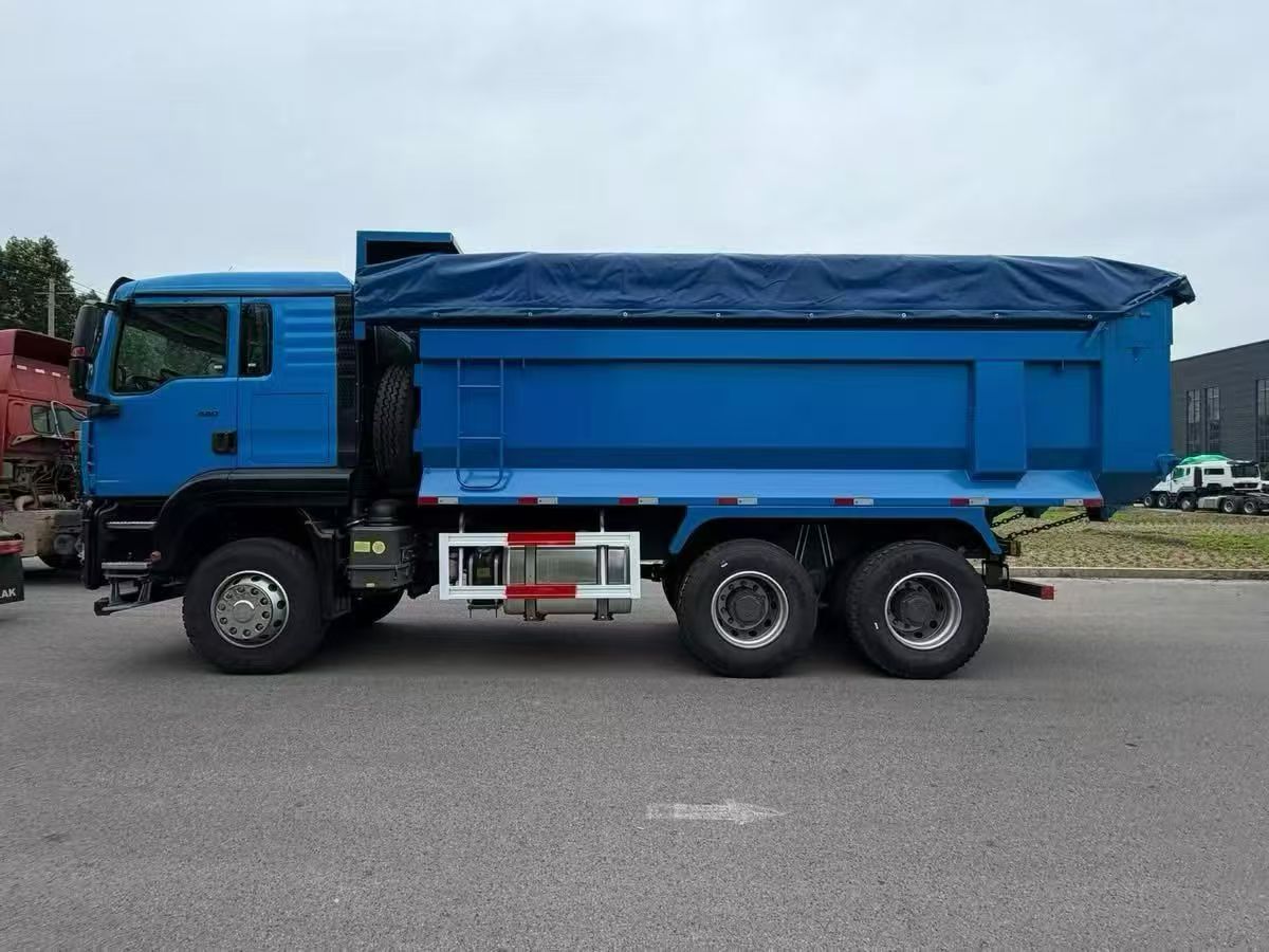 Sinotruk Howo SITRAK 6×4 Dump Truck, 440 Horsepower