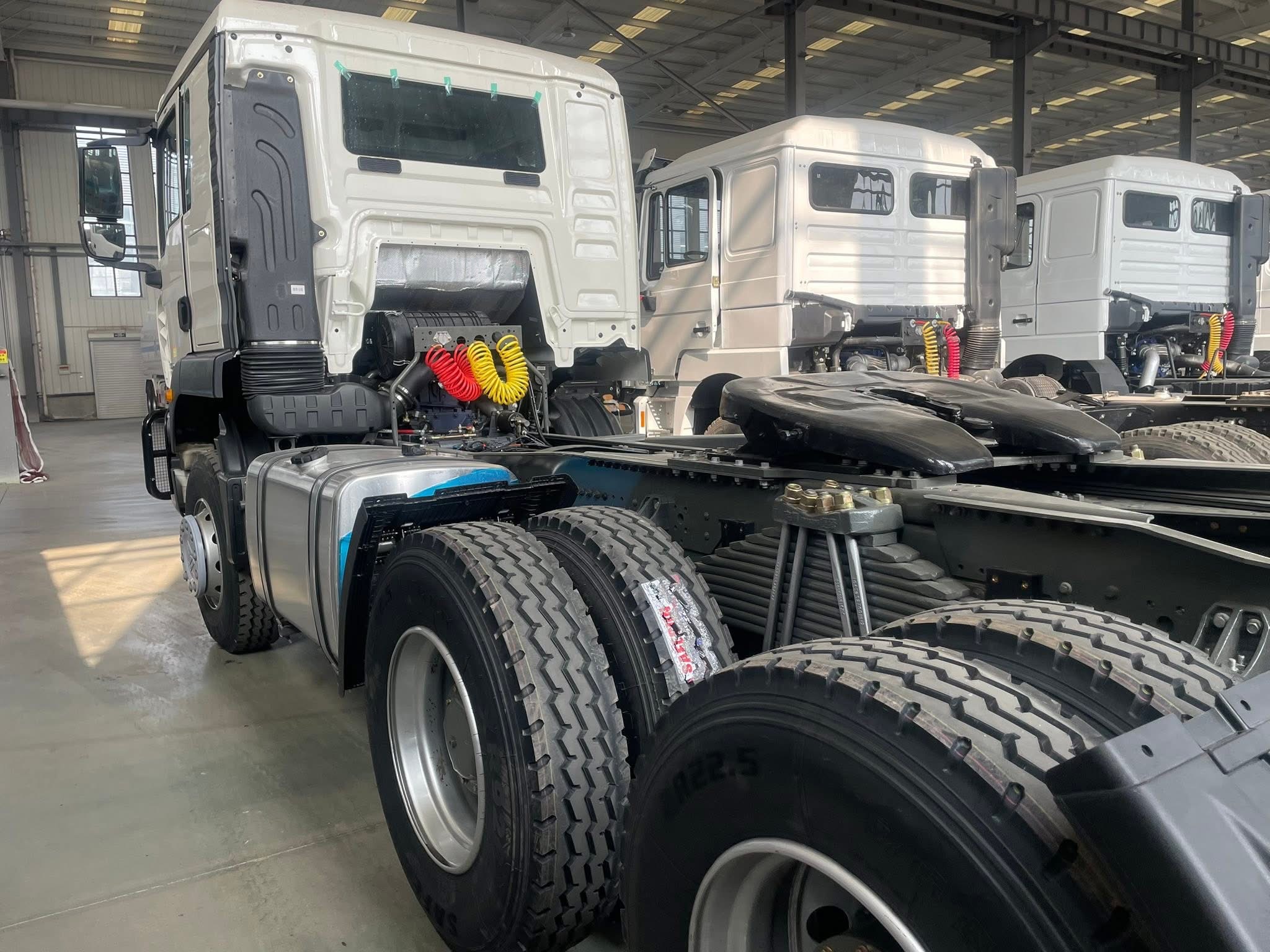 Sinotruk HOWO TX 430 Tractor Unit