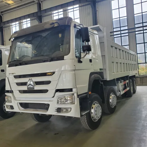 中国重汽豪沃8x4自卸车/翻斗车，可选功率371-430马力