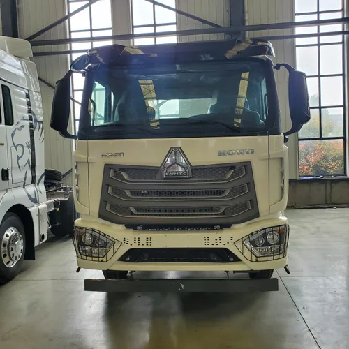 Sinotruk Howo NX 6x4 Tractor Head / Tractor Unit for Heavy Cargo Transport