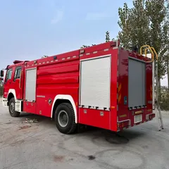 中国重汽豪沃 4x2 水箱消防车，19.25 吨总重
