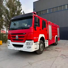 中国重汽豪沃 4x2 水箱消防车，19.25 吨总重