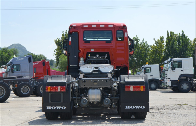 Sitrak G7 Tractor with MC13 Engine, 13L Displacement, For Heavy-Duty Transportation
